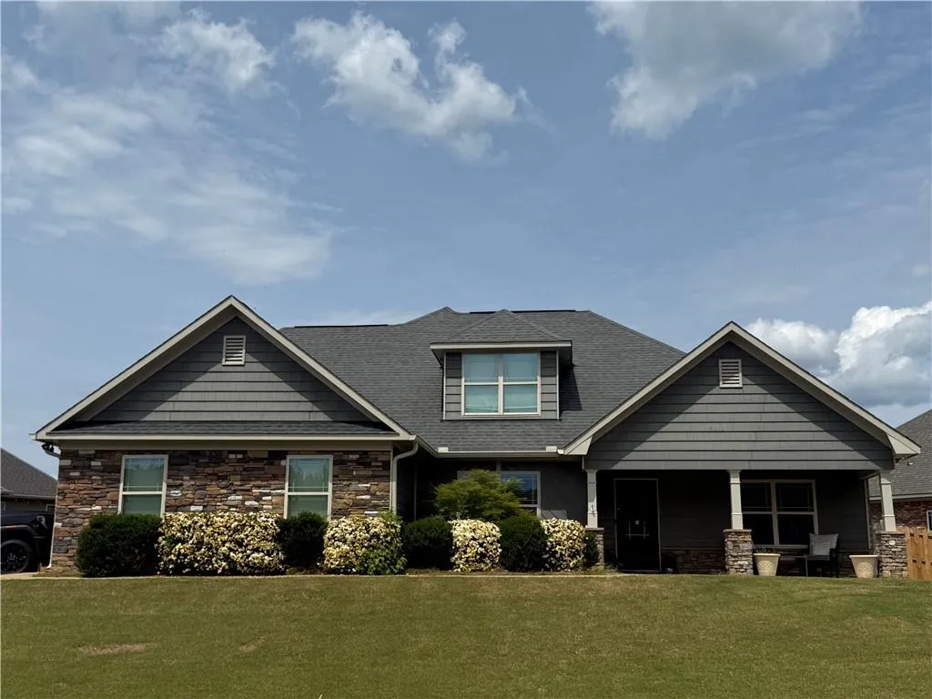 Phenix City, Alabama 36867, United States, 5 Bedrooms Bedrooms, ,3 BathroomsBathrooms,Residential,Active,126789