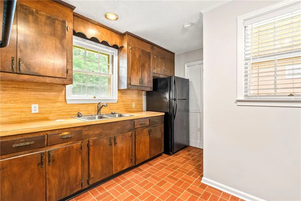 Additional image 38 of 304 S 17th Avenue, Lanett, AL 36863