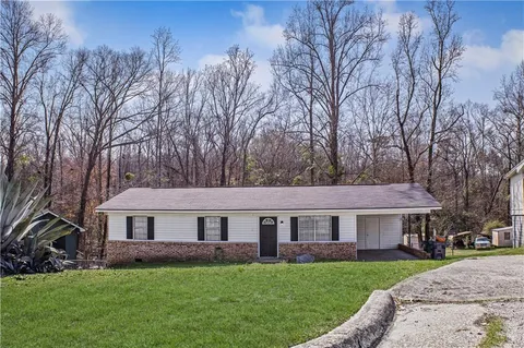 917 Gateway Dr, Phenix City, AL MLS: E100227