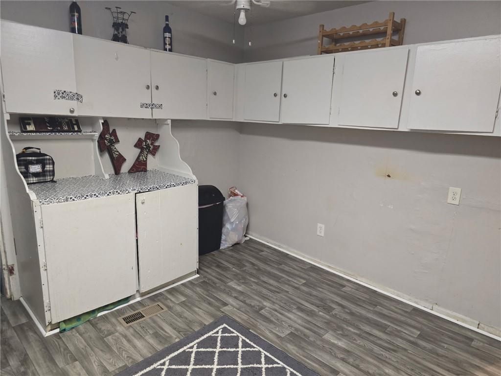 1822 6th ct