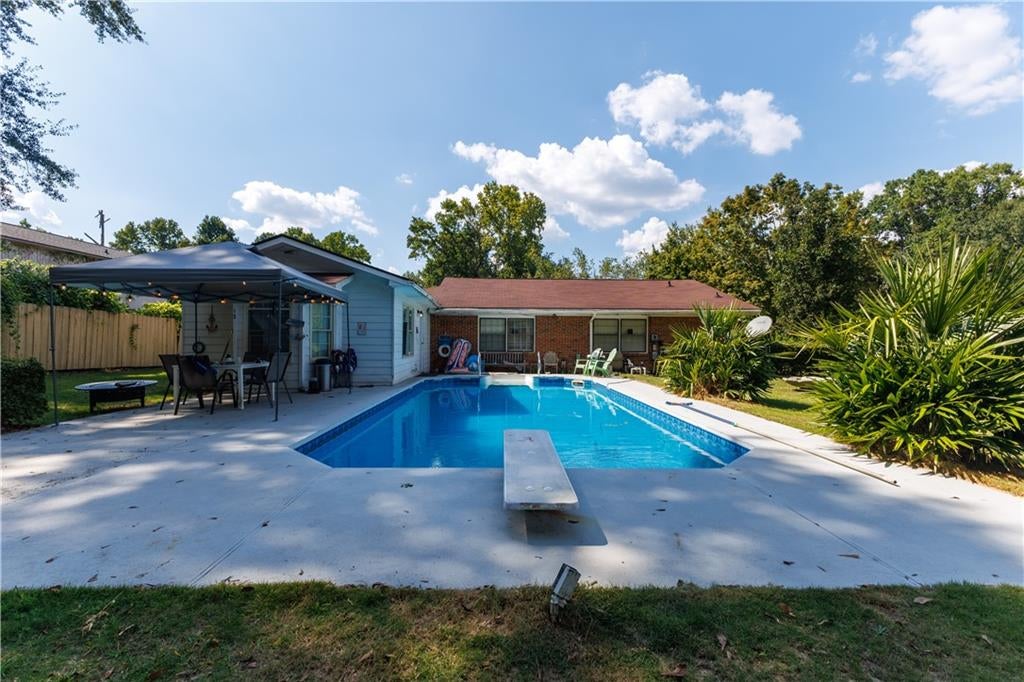12 Sommerset Court