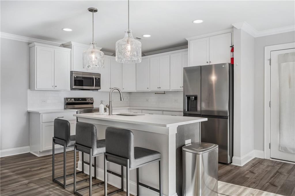 75 Ivy Loop