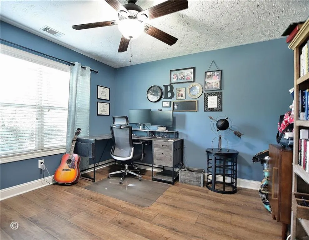 Phenix City, Alabama 36867, United States, 5 Bedrooms Bedrooms, ,3 BathroomsBathrooms,Residential,Active,161613