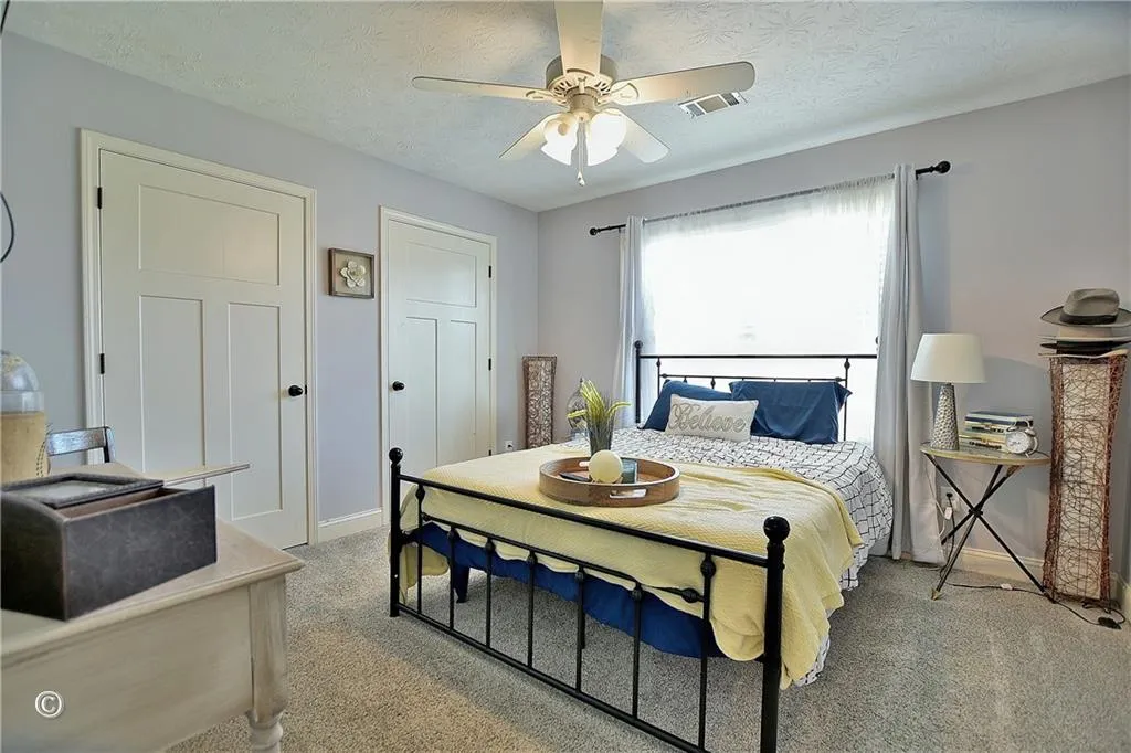 Phenix City, Alabama 36867, United States, 5 Bedrooms Bedrooms, ,3 BathroomsBathrooms,Residential,Active,161613