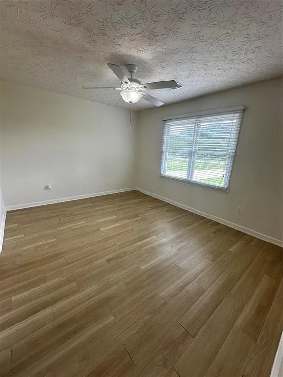 Additional image 40 of 215 Lee Road 942, Smiths Station, AL 36877