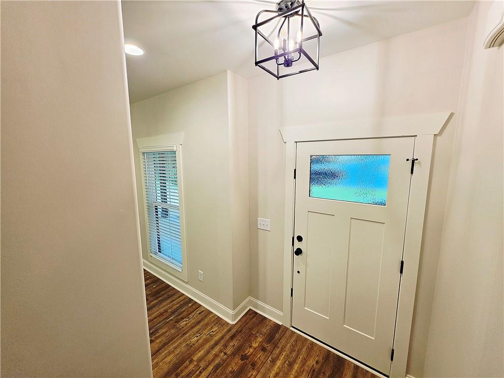 371 Lee Road 2121