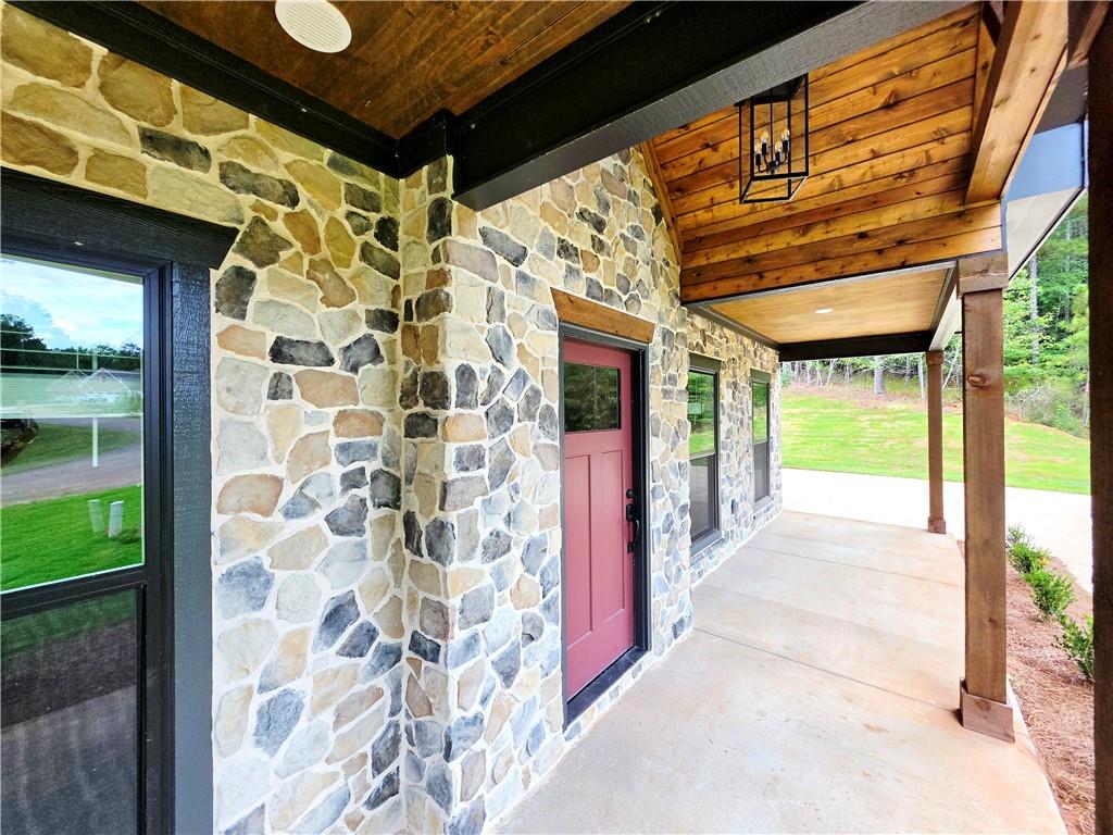 371 Lee Road 2121