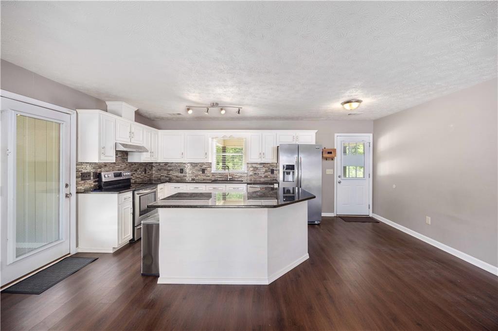 231 Lee Road 539