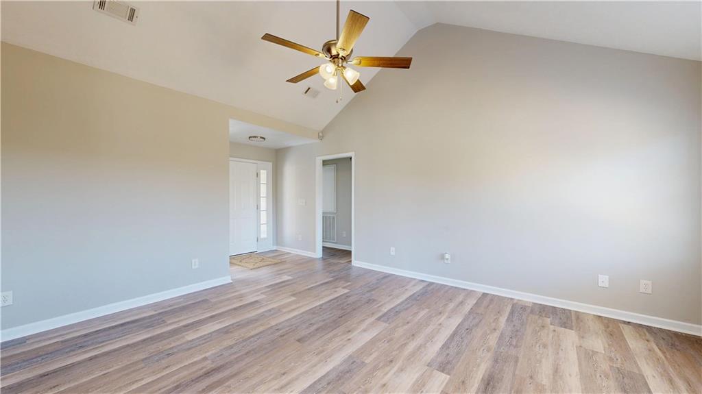 32 Lee Road 2095