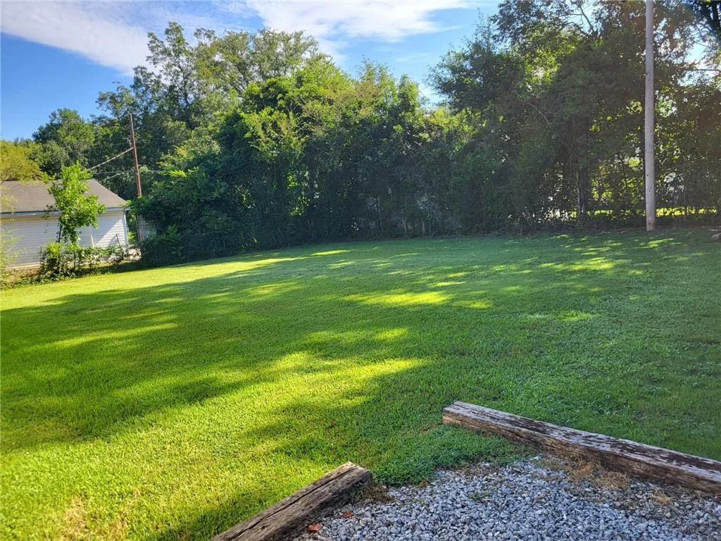 112 N 13th Avenue, Lanett, AL 36863