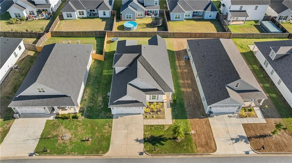 75 Ivy Loop, Phenix City, AL 36867