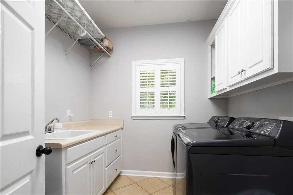 164 Glenwood Way, Smiths Station, AL 36877