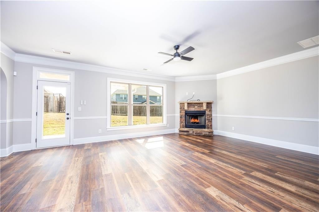 151 Landing Way