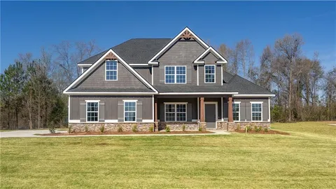 42 Lee Road 2234, Smiths Station, AL MLS: E100369