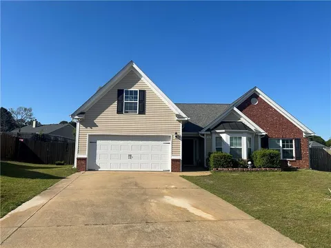 22 Springwood Court, Phenix City, AL MLS: E100624