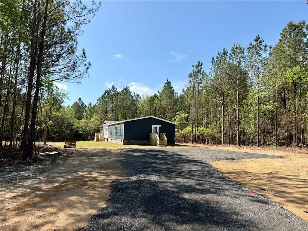 Additional image 3 of 343 Ridge Road, Seale, AL 36875