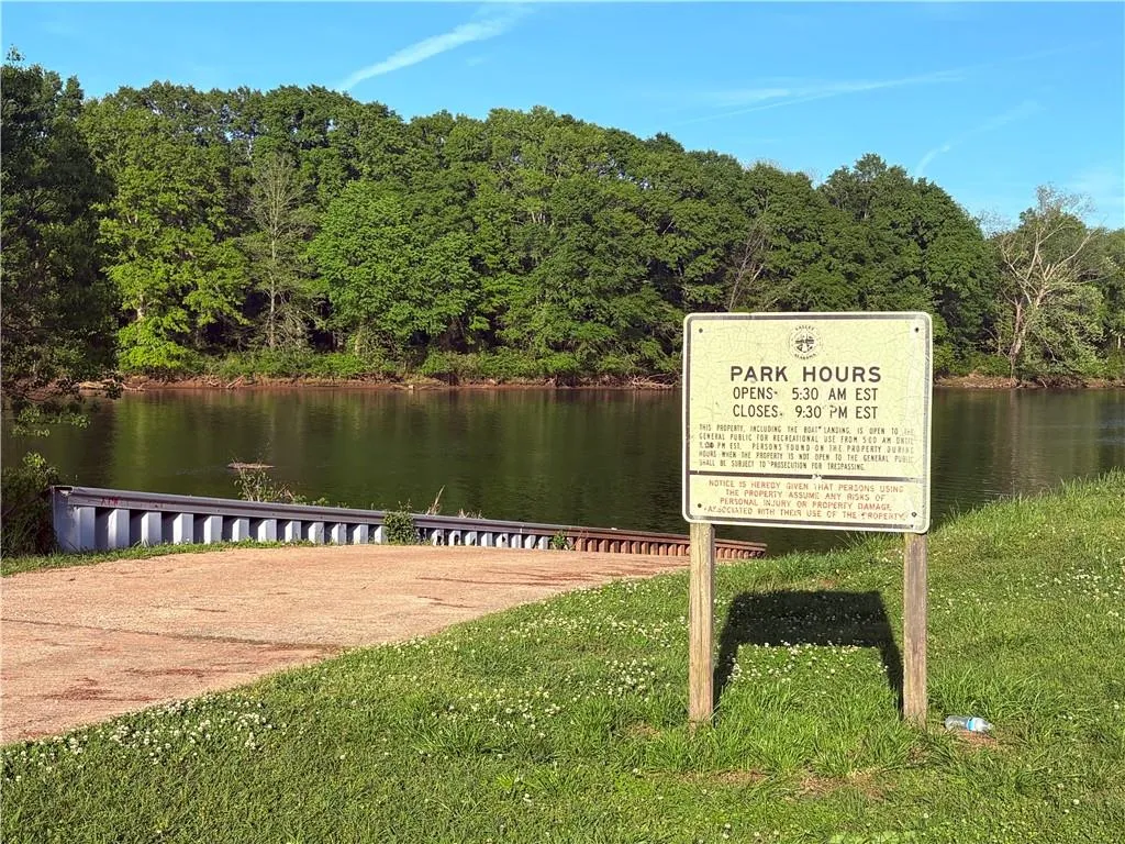 Additional image 102 of 2502 13th Avenue, Valley, AL 36854