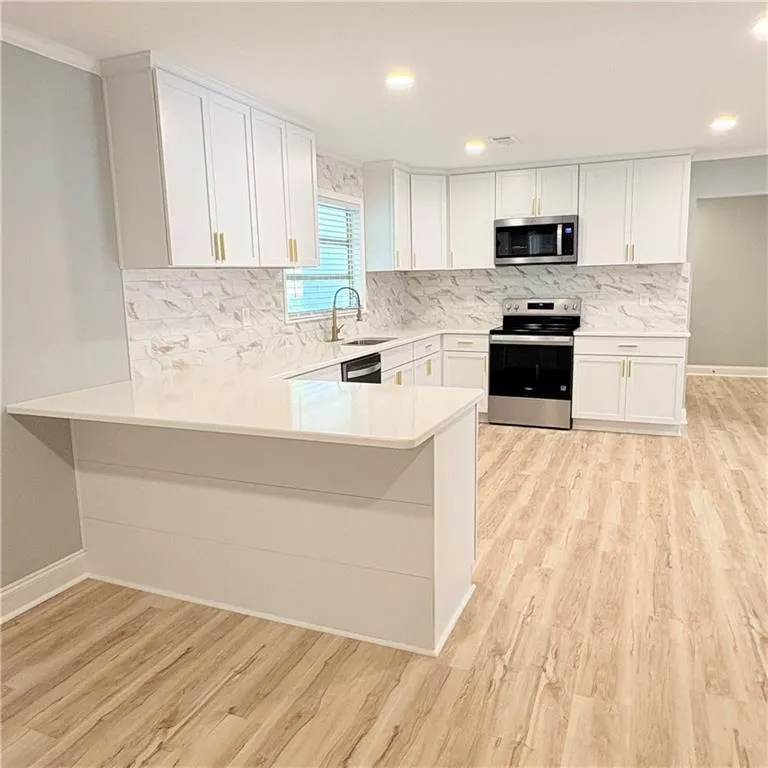 Additional image 64 of 2502 13th Avenue, Valley, AL 36854