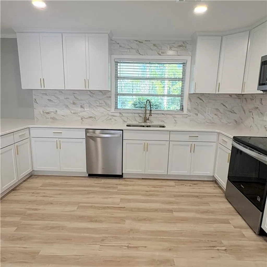 Additional image 17 of 2502 13th Avenue, Valley, AL 36854