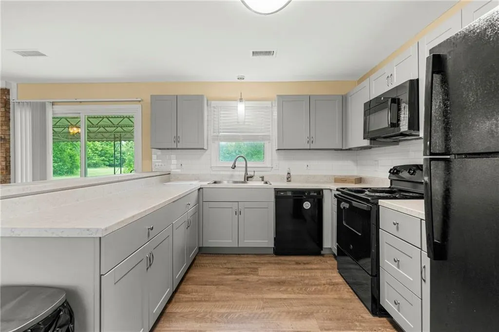 Additional image 32 of 35 Overlook Drive, Seale, AL 36875