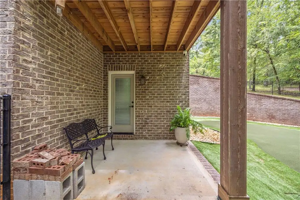 1456 Lee Road 2204, Smiths Station, AL 36877