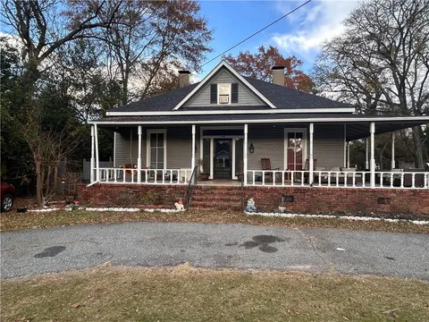 2504 Summerville Road, Phenix City, AL MLS: E99820