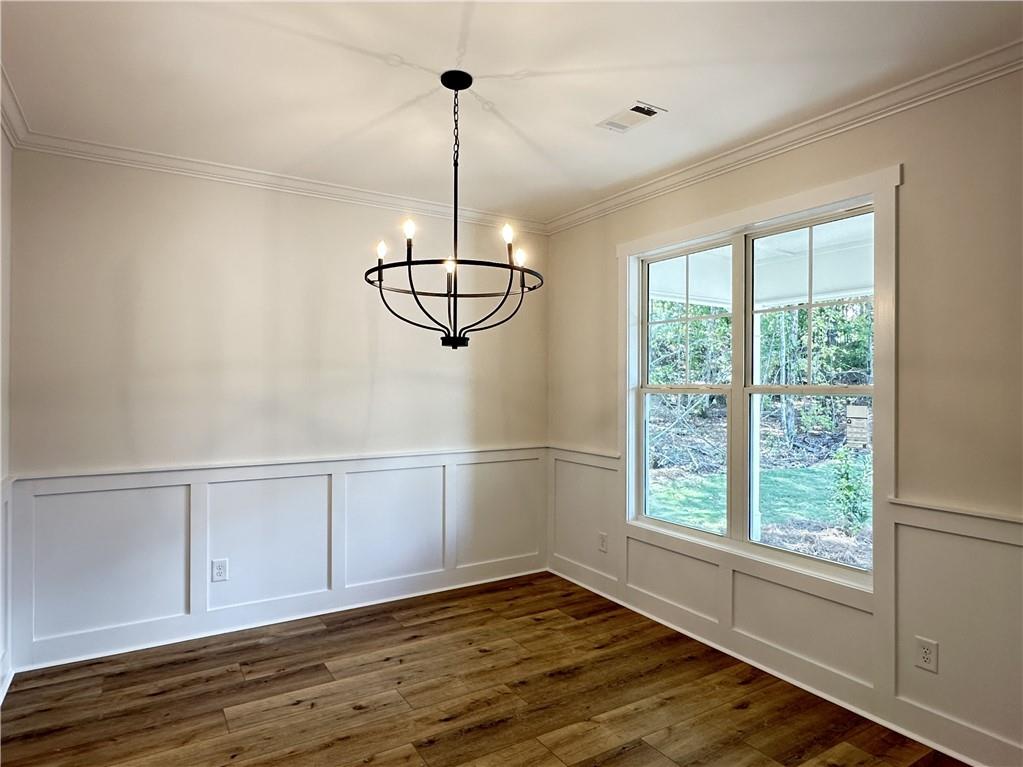 10 Lee Rd 2058