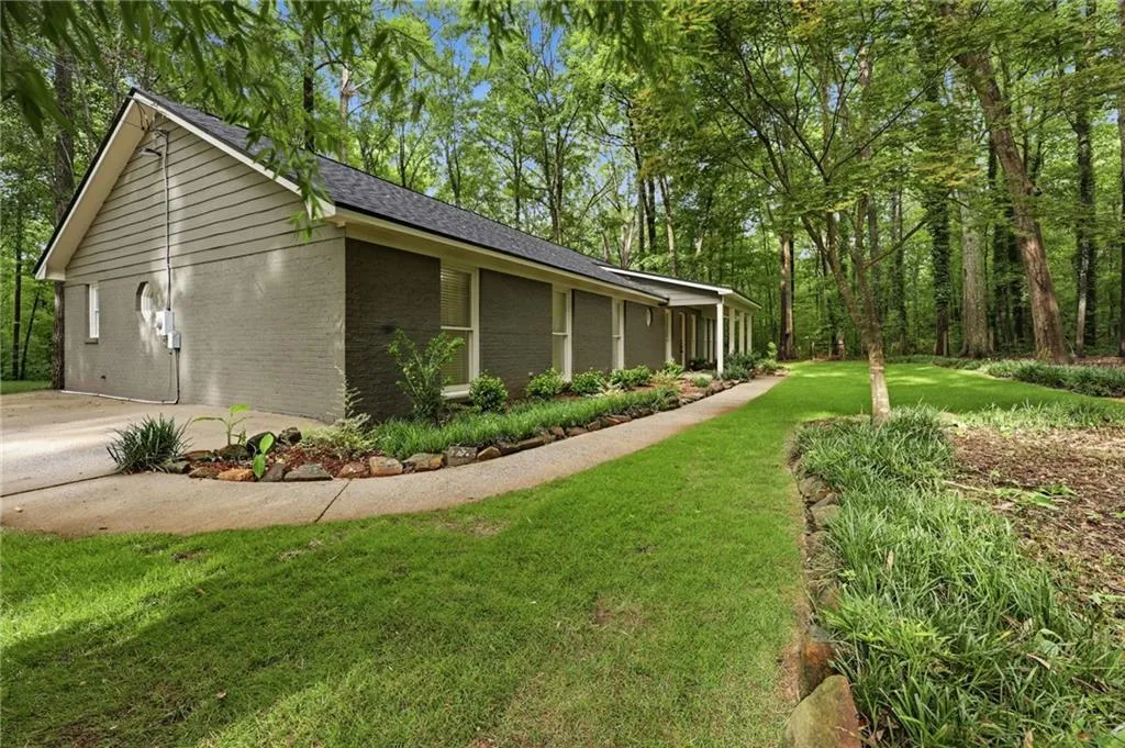 Additional image 81 of 1200 Lee Road 279, Salem, AL 36874