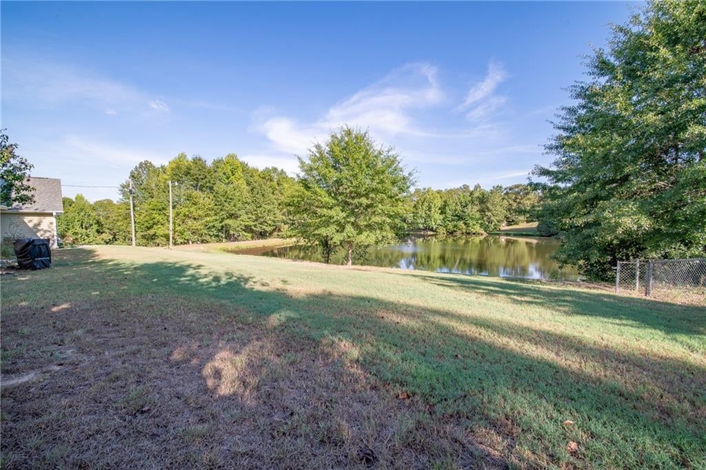 11 Lee Road 2058
