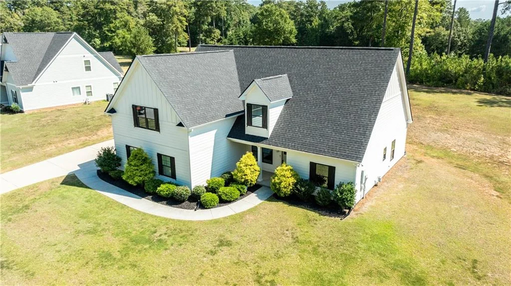 682 Riverside Estates, Lanett, AL 36863