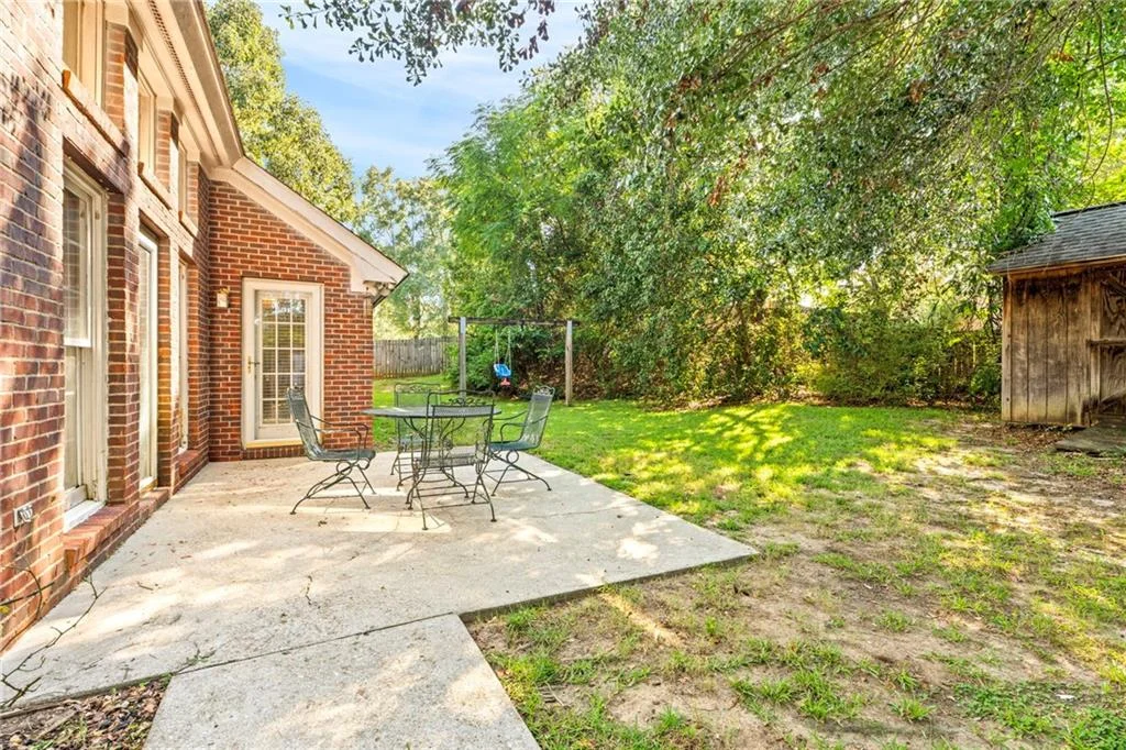 1095 E University Drive, Auburn, AL 36830