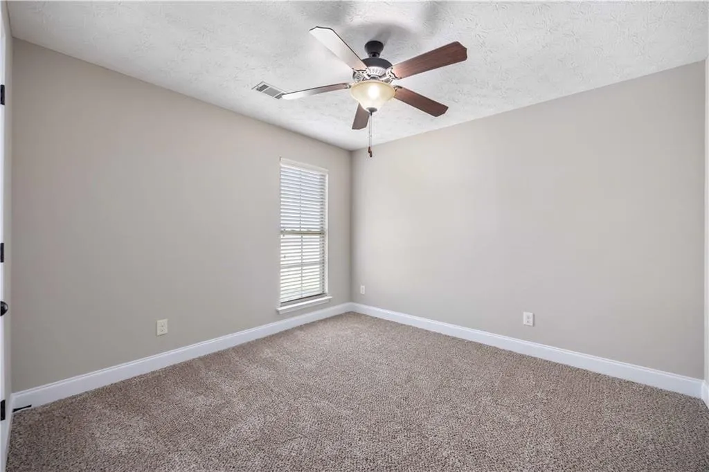 Additional image 52 of 6 Woodchase Court, Smiths Station, AL 36870