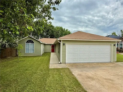 220 Mill Pond Drive, Phenix City, AL MLS: E100728