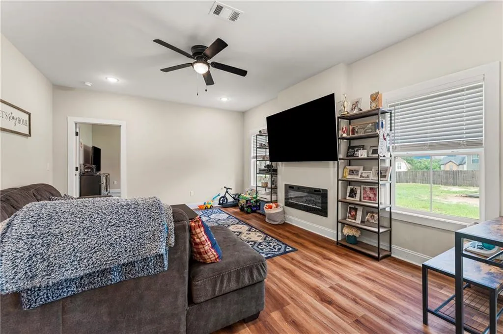 Additional image 4 of 121 Blue Spruce Drive, Phenix City, AL 36869