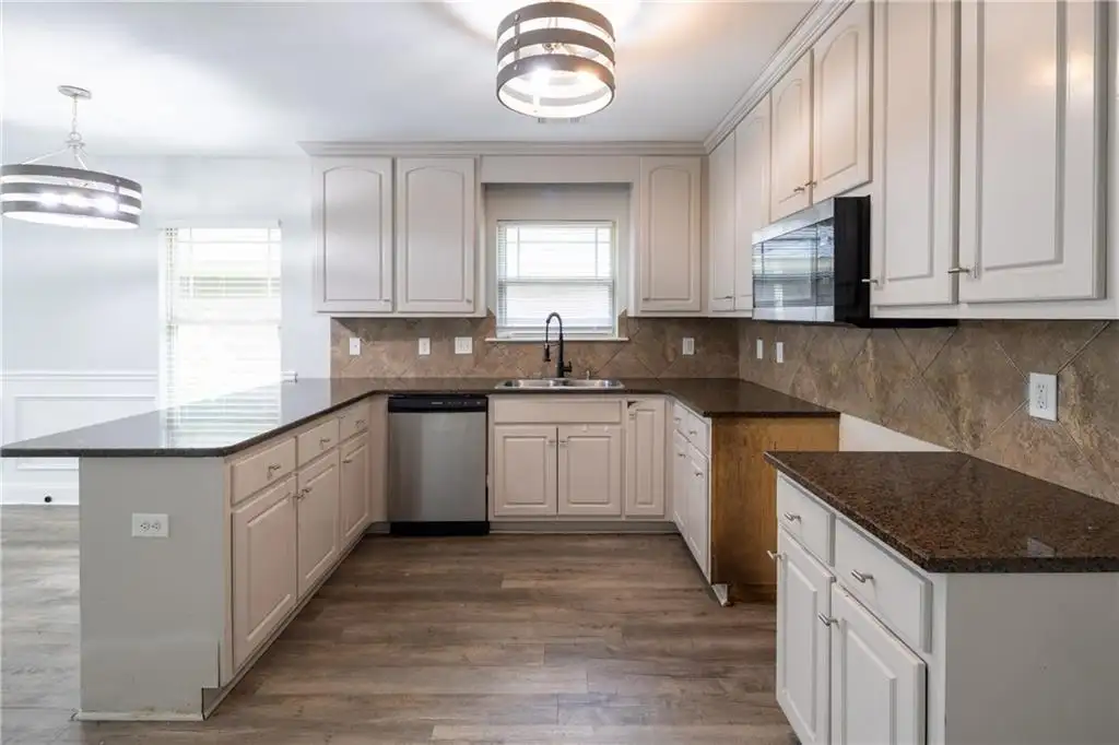 Additional image 12 of 2202 13th Avenue, Phenix City, AL 36867