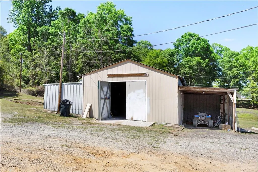 15 Mocassin Drive, Phenix City, AL 36869