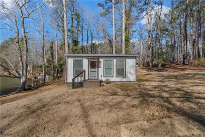 662 Lee Road 371 Valley AL 36854
