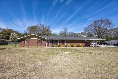 1500 46th Street, Phenix City, AL 36867 - MLS#: E100505