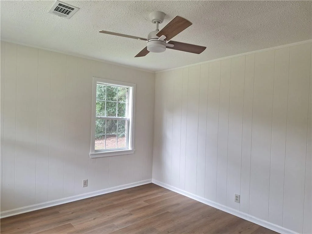401 Fairwoods Drive, Valley, AL 36854