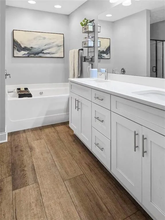 Phenix City, Alabama 36867, United States, 5 Bedrooms Bedrooms, ,3 BathroomsBathrooms,Residential,Active,7542