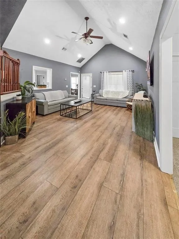 Phenix City, Alabama 36867, United States, 5 Bedrooms Bedrooms, ,3 BathroomsBathrooms,Residential,Active,7542