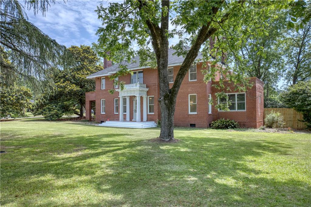 2901 Summerville Road