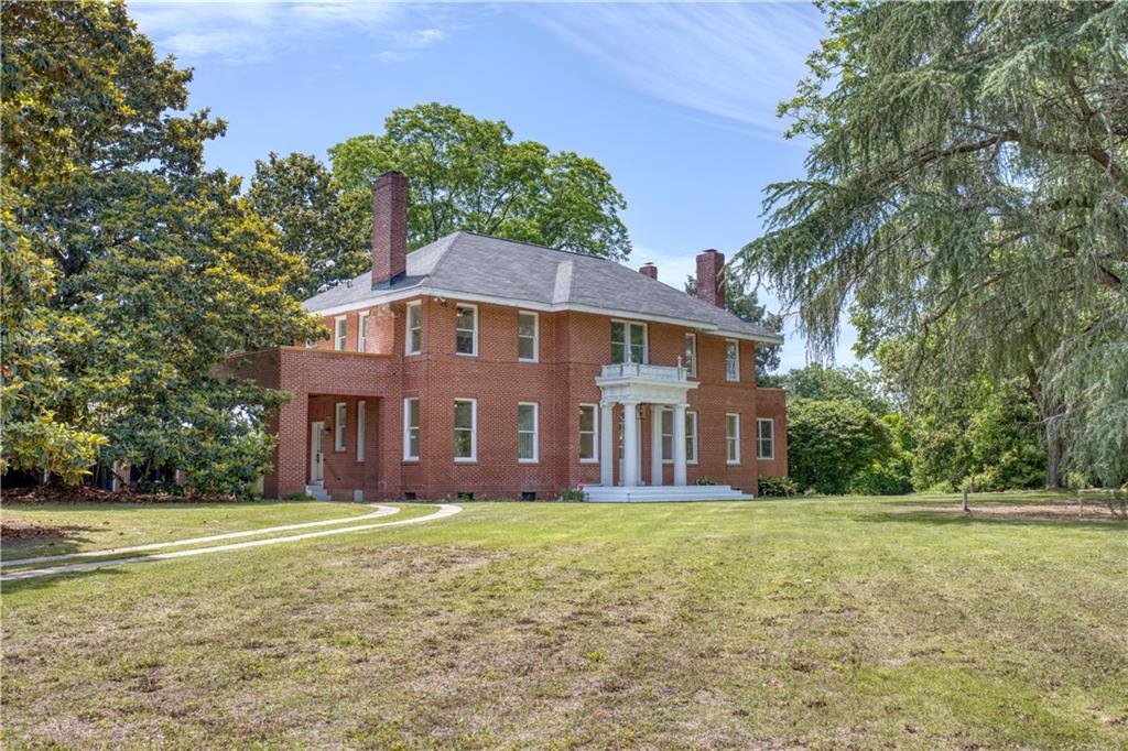 2901 Summerville Road