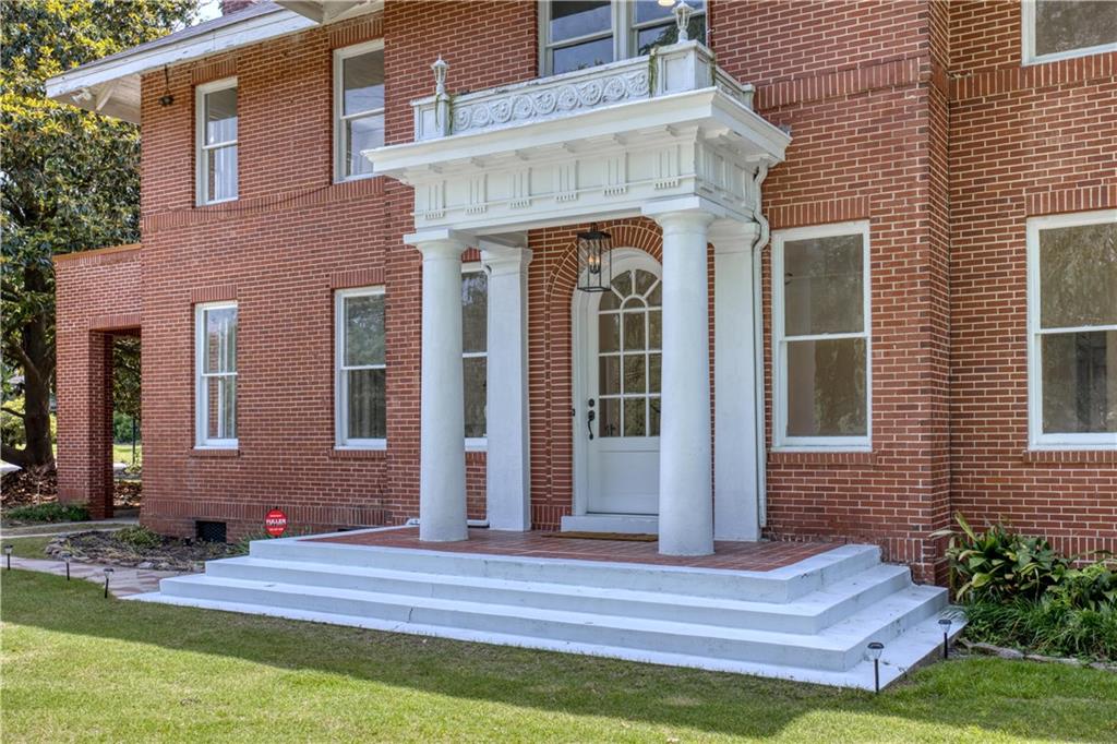 2901 Summerville Road