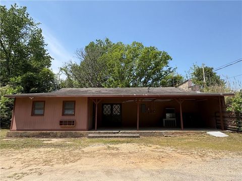 3819 Highway 80 West Phenix City AL 36869