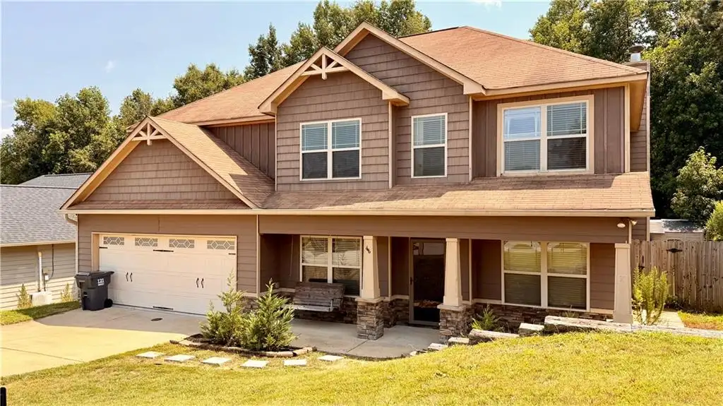 48 Oakwood Drive, Phenix City, AL 36870