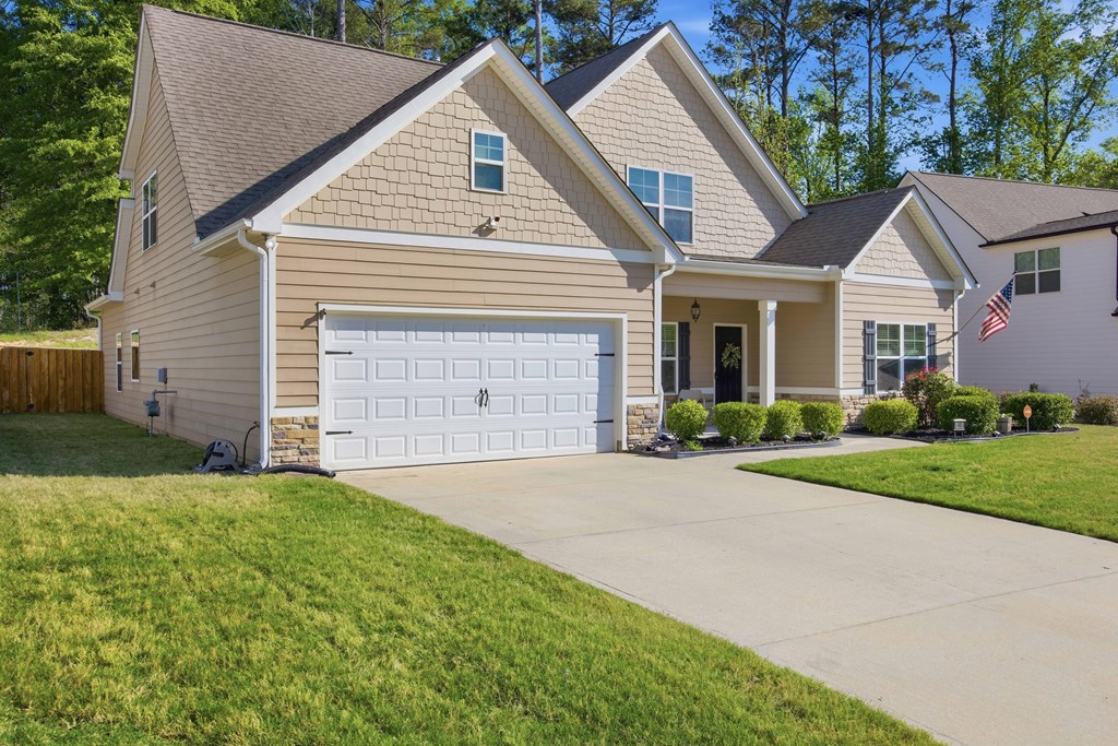 5065 POND VIEW DRIVE