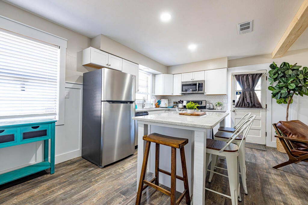 5625 OLD DOMINION ROAD