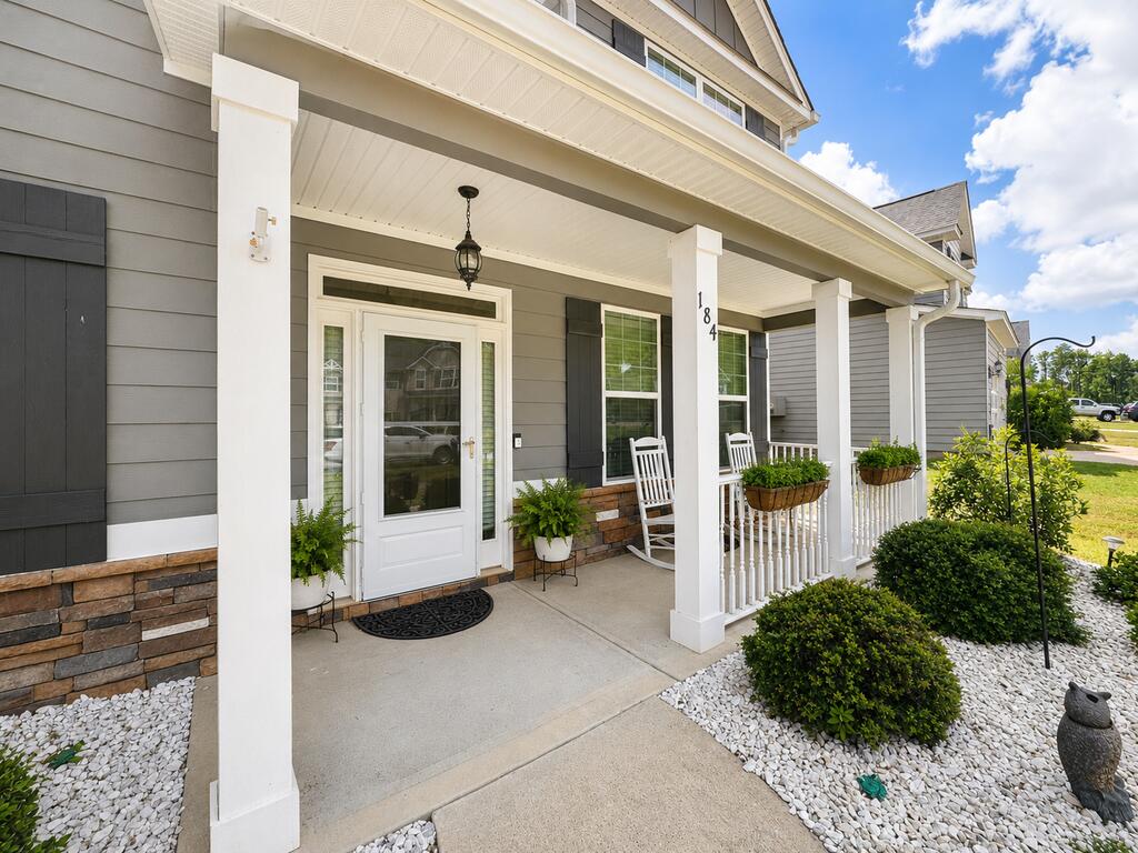 184 CEDAR WAY