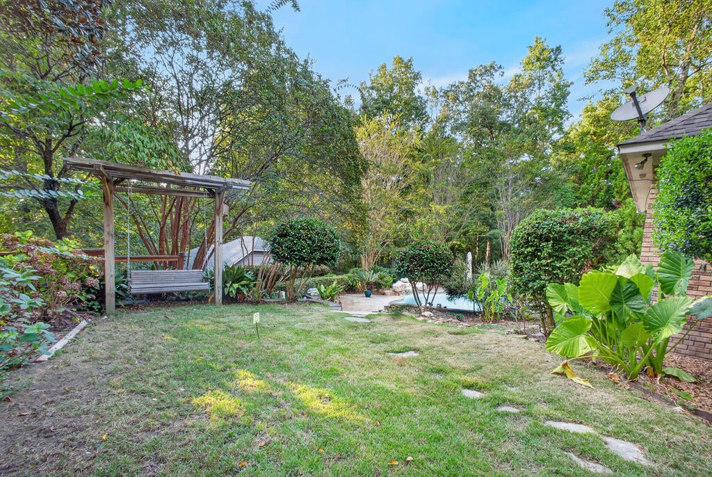 584 LEE ROAD 0613